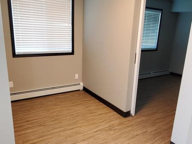 Apartment For Rent 213 - 4609 Riverside Drive, Red Deer, 2 Bedrooms, 1 Bathroom