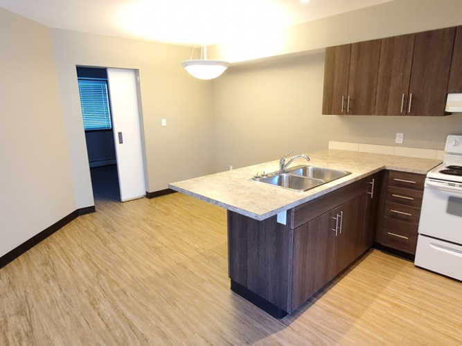 Apartment For Rent 213 - 4609 Riverside Drive, Red Deer, 2 Bedrooms, 1 Bathroom