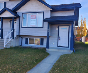 Townhouse For Rent 65 Lakeway Blvd, Sylvan Lake, 2 Bedrooms, 1.5 Bathrooms Townhouse For Rent 65 Lakeway Blvd, Sylvan Lake, 2 Bedrooms, 1.5 Bathrooms