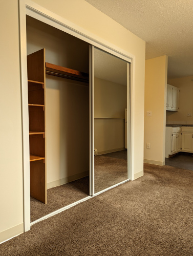 Apartment For Rent 2 - 4816 53 Street, Red Deer, 1 Bathroom