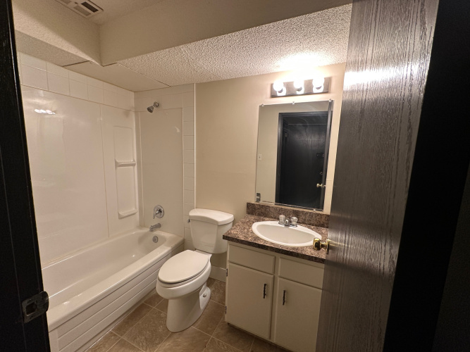 Apartment For Rent 104 - 5832 60A Street, Red Deer, 0, 1 Bathroom