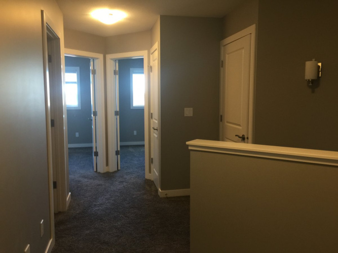 Townhouse For Rent 48 Reid Court, Sylvan Lake, 3 Bedrooms, 2.5 Bathrooms