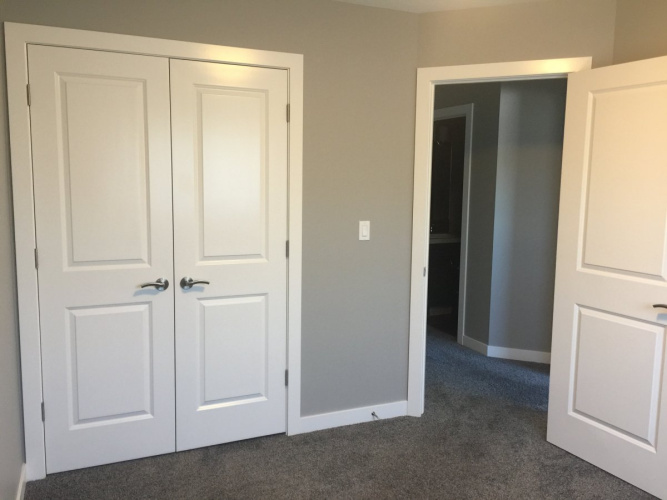 Townhouse For Rent 48 Reid Court, Sylvan Lake, 3 Bedrooms, 2.5 Bathrooms