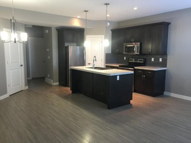 Townhouse For Rent 48 Reid Court, Sylvan Lake, 3 Bedrooms, 2.5 Bathrooms