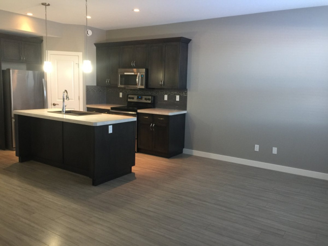 Townhouse For Rent 48 Reid Court, Sylvan Lake, 3 Bedrooms, 2.5 Bathrooms