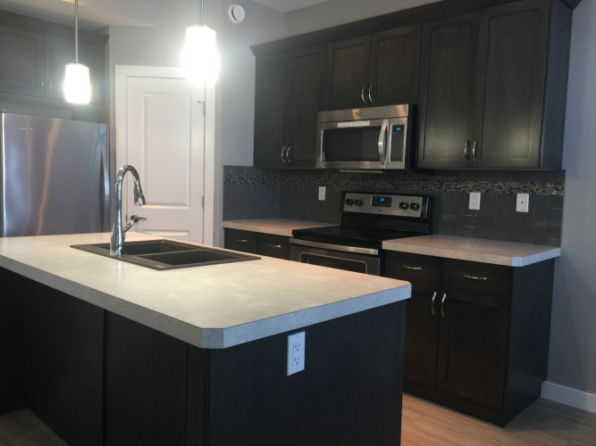 Townhouse For Rent 48 Reid Court, Sylvan Lake, 3 Bedrooms, 2.5 Bathrooms