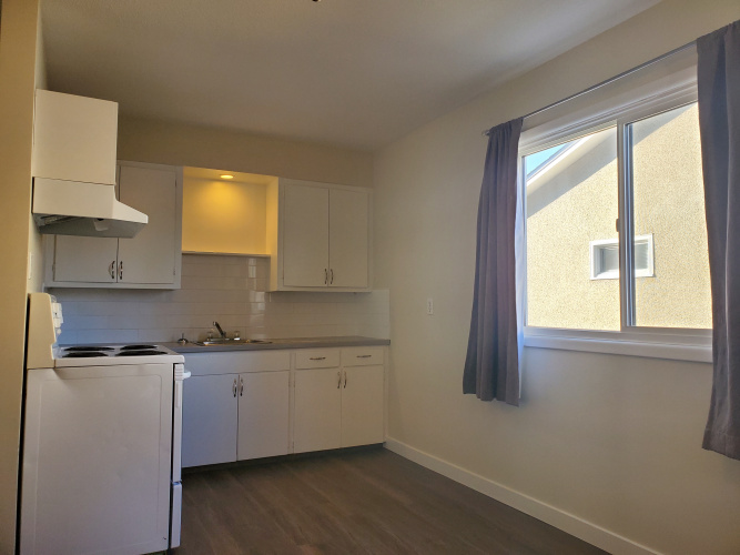 Duplex For Rent 5131 44 Street, Red Deer, 2 Bedrooms, 1 Bathroom