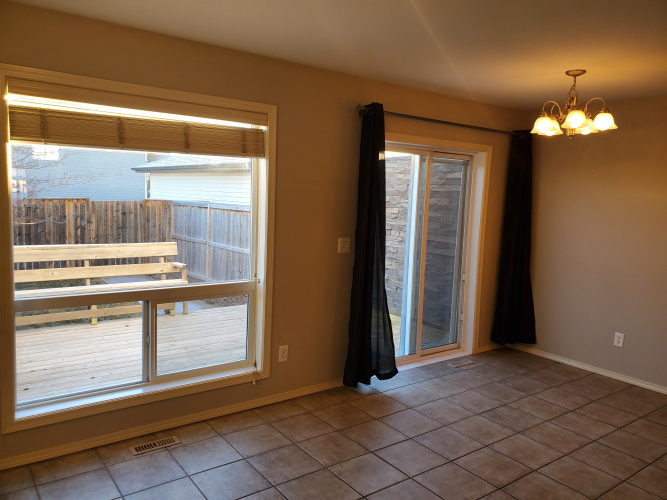 Townhouse For Rent 193 Ibbotson Close, Red Deer, 2 Bedroom, 2.5 Bathroom