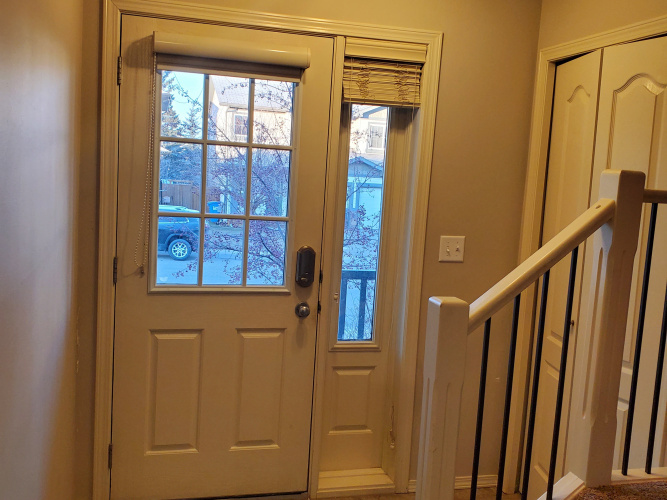 Townhouse For Rent 193 Ibbotson Close, Red Deer, 2 Bedroom, 2.5 Bathroom