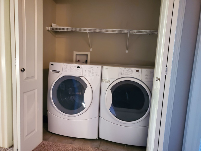 Townhouse For Rent 193 Ibbotson Close, Red Deer, 2 Bedroom, 2.5 Bathroom