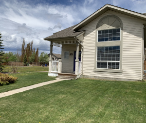 House For Rent 159 Lanterman Close, Red Deer, 3 Bedrooms, 2 Bathrooms House For Rent 159 Lanterman Close, Red Deer, 3 Bedrooms, 2 Bathrooms