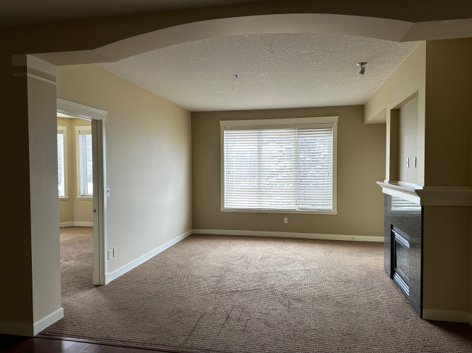Condo For Rent 205 - 4707 50 Street, Sylvan Lake, 2 Bedroom, 2 Bathroom
