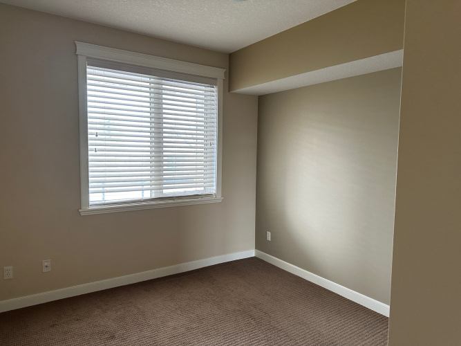 Condo For Rent 205 - 4707 50 Street, Sylvan Lake, 2 Bedroom, 2 Bathroom