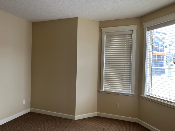 Condo For Rent 205 - 4707 50 Street, Sylvan Lake, 2 Bedroom, 2 Bathroom