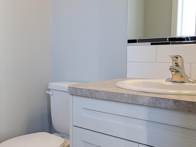 Townhouse For Rent 33 Hawthorn Place, Sylvan Lake, 3 Bedrooms, 2.5 Bathrooms
