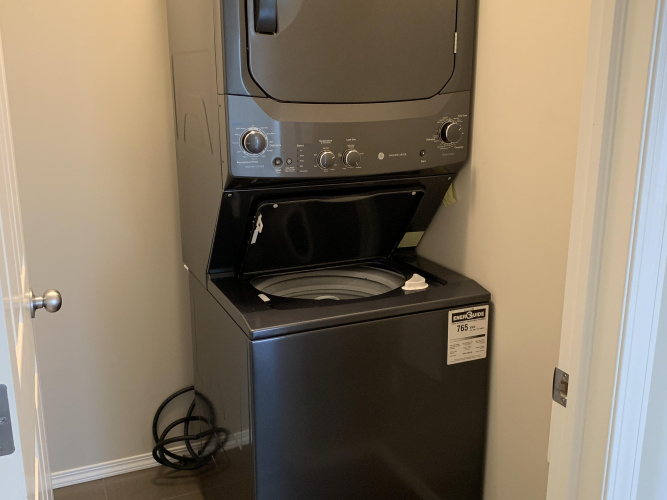 Condo For Rent 213 - 3 Broadway Rise, Sylvan Lake, 2 Bedrooms, 2 Bathrooms