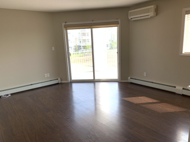 Condo For Rent 213 - 3 Broadway Rise, Sylvan Lake, 2 Bedrooms, 2 Bathrooms