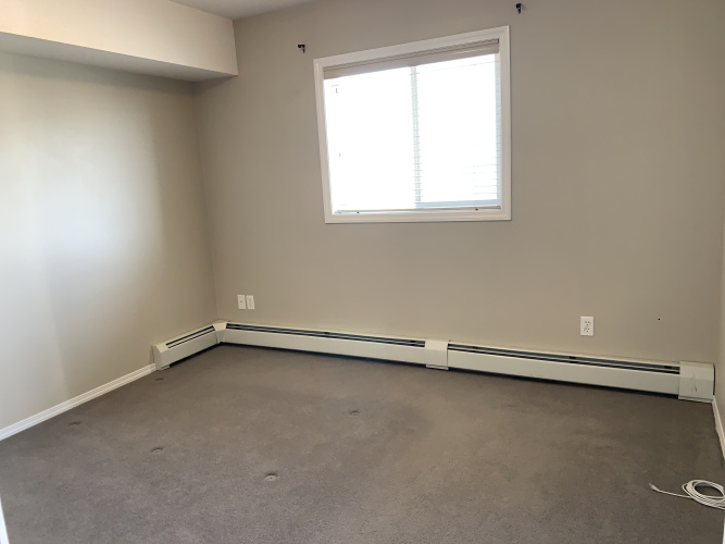 Condo For Rent 213 - 3 Broadway Rise, Sylvan Lake, 2 Bedrooms, 2 Bathrooms