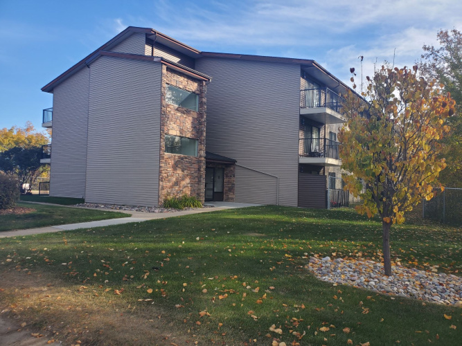 Apartment For Rent 303 - 131 Northey Avenue, Red Deer, 1 Bedroom, 1 Bathroom