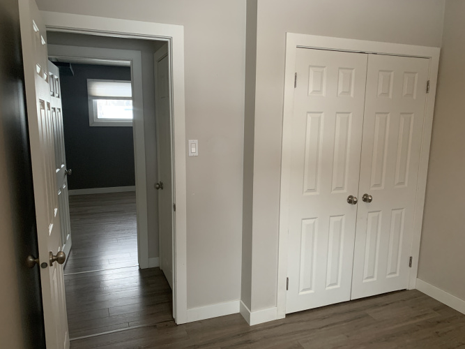 Upper For Rent Main, 3721 45 Street, Red Deer, 3 Bedrooms, 1 Bathroom