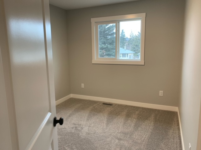 Duplex For Rent A 3406 51 Avenue, Red Deer, 3 Bedrooms, 2.5 Bathrooms