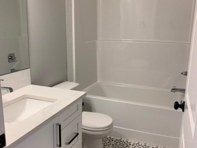 Duplex For Rent A 3406 51 Avenue, Red Deer, 3 Bedrooms, 2.5 Bathrooms